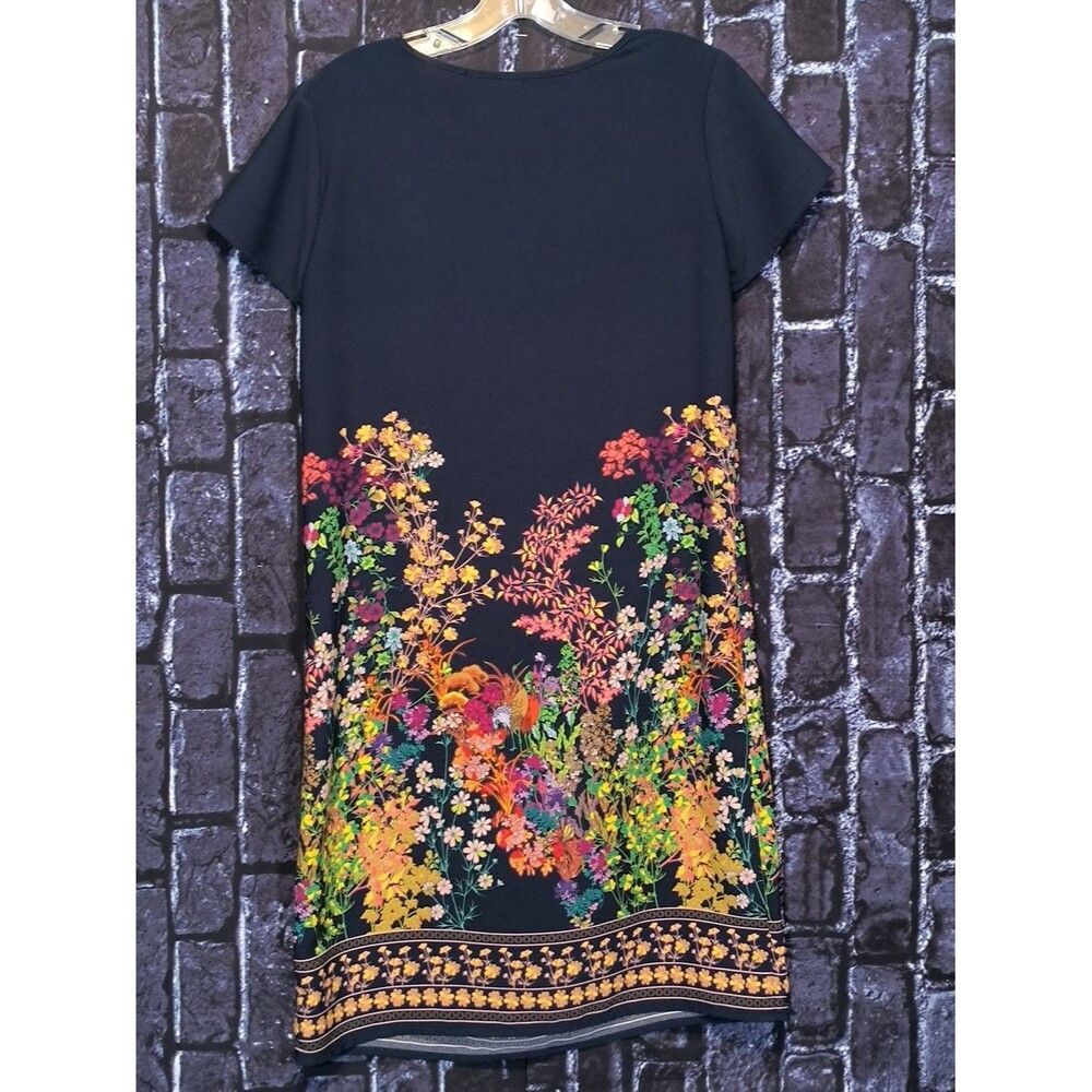 Merona Navy Blue Floral Border Shift Dress Size XS Short Sleeve Keyhole Cut Out - Picture 2 of 6